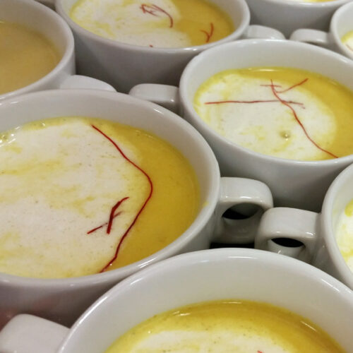 Vorspeise Spargelcremesuppe im Restaurant vom Spargelhof Beeck